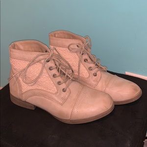 Lace booties
